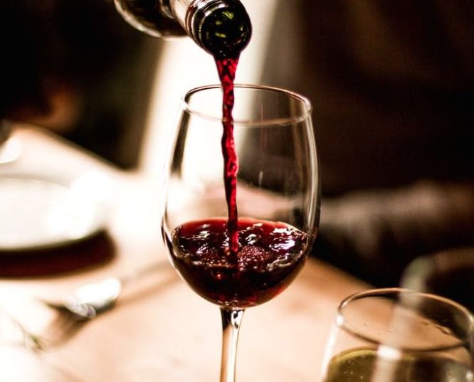 Fakta Menarik Tentang Minuman Wine Dari Piasa