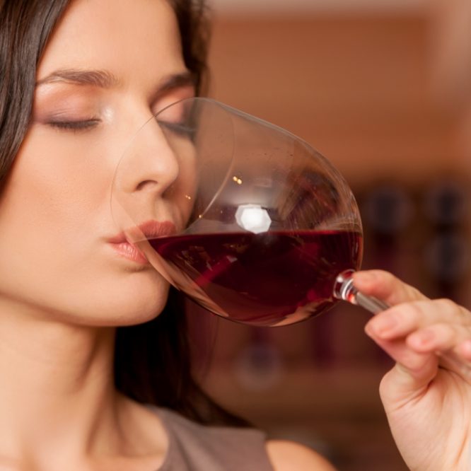 Manfaat Positif Wine Bagi Kesehatan KIta